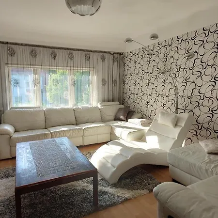 Apartment Esplanaadi 25 *