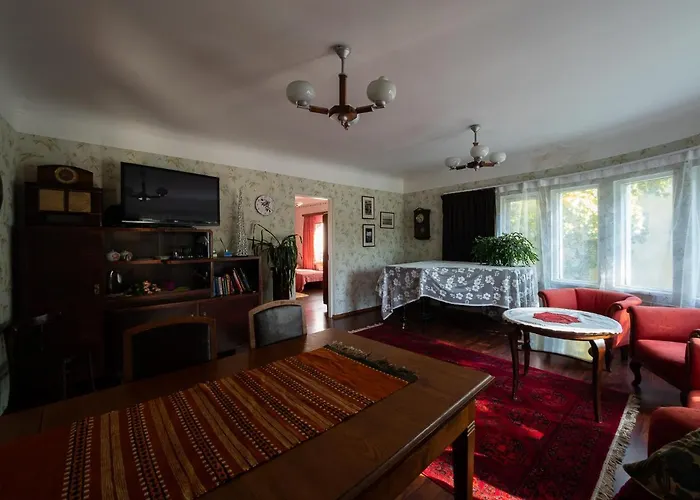 Esplanaadi 25 아파트