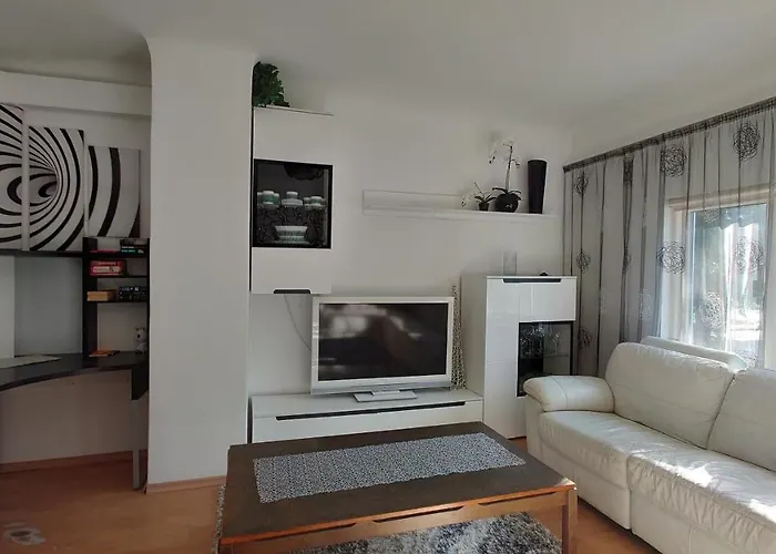 Apartment Esplanaadi 25 *